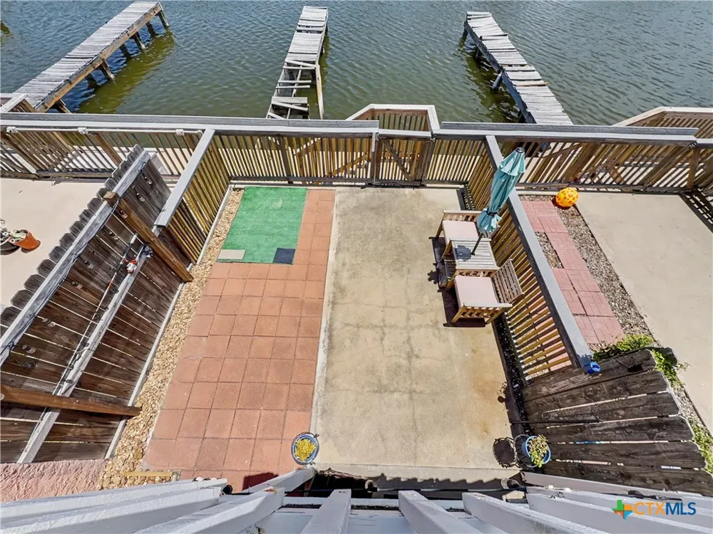 4141 Whiteley Drive #304 Corpus Christi, TX 78418