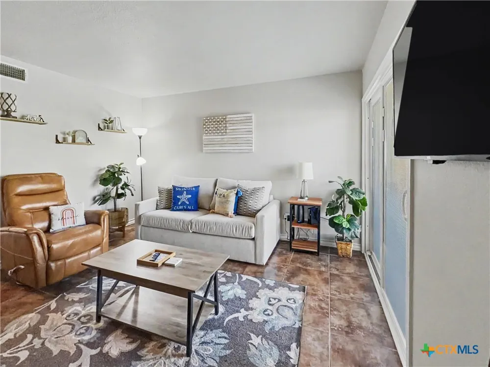 4141 Whiteley Drive #304 Corpus Christi, TX 78418