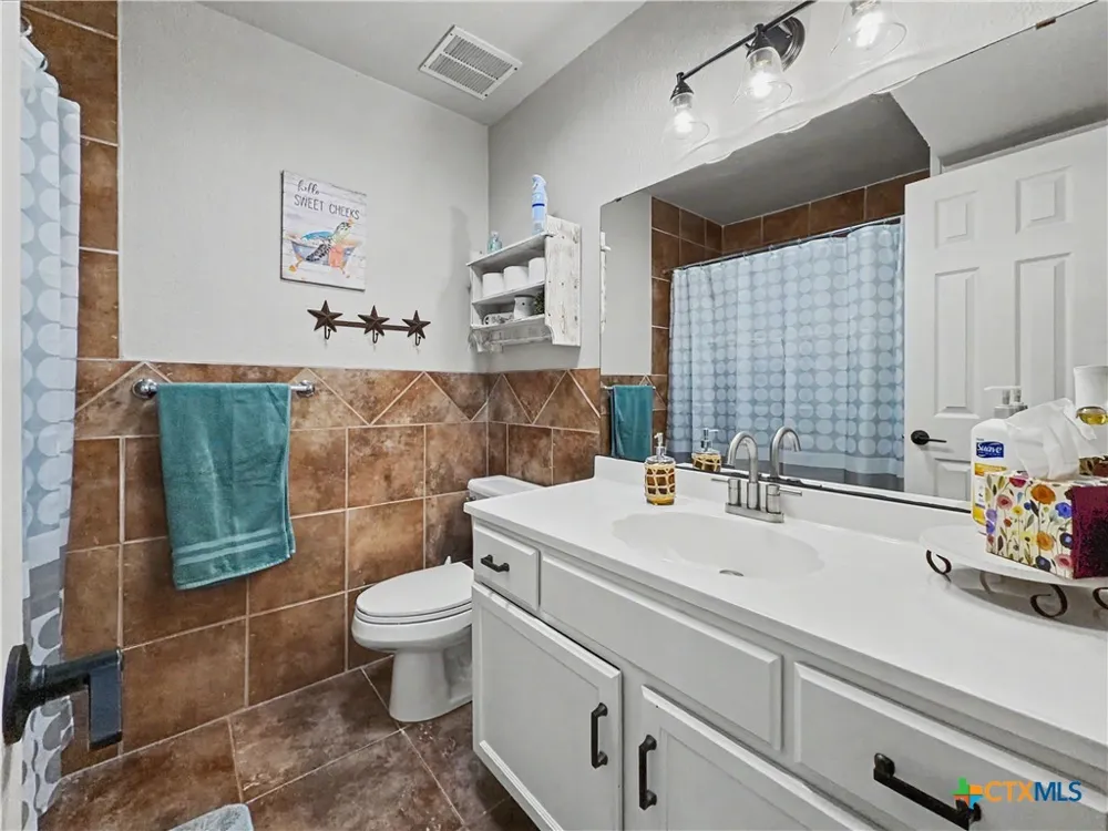 4141 Whiteley Drive #304 Corpus Christi, TX 78418