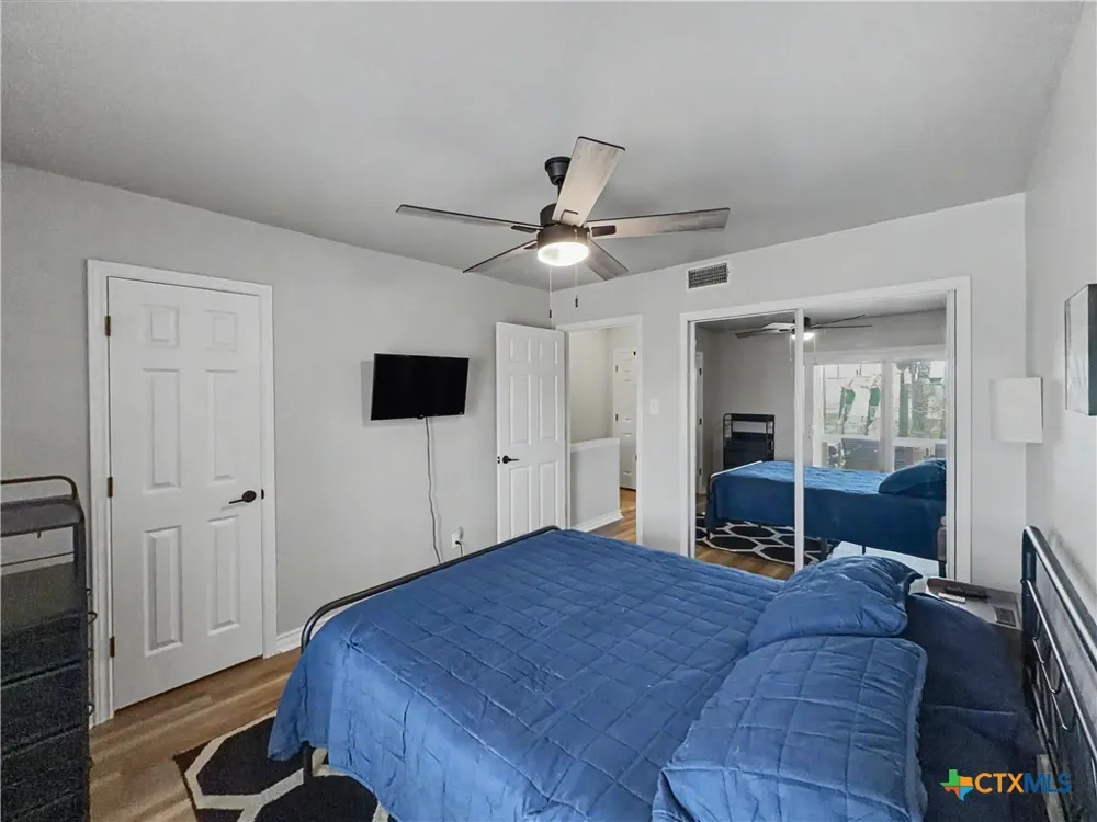 4141 Whiteley Drive #304 Corpus Christi, TX 78418