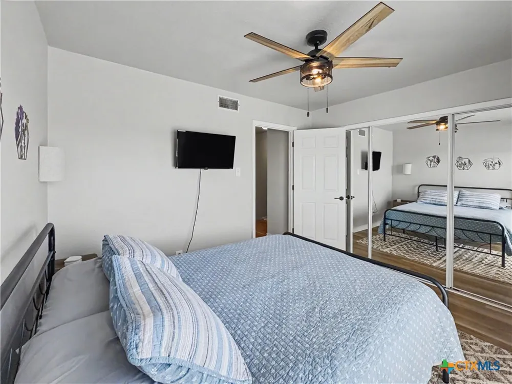 4141 Whiteley Drive #304 Corpus Christi, TX 78418