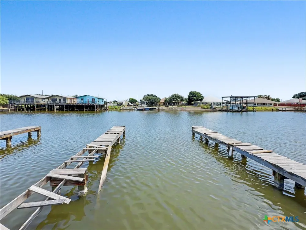 4141 Whiteley Drive #304 Corpus Christi, TX 78418