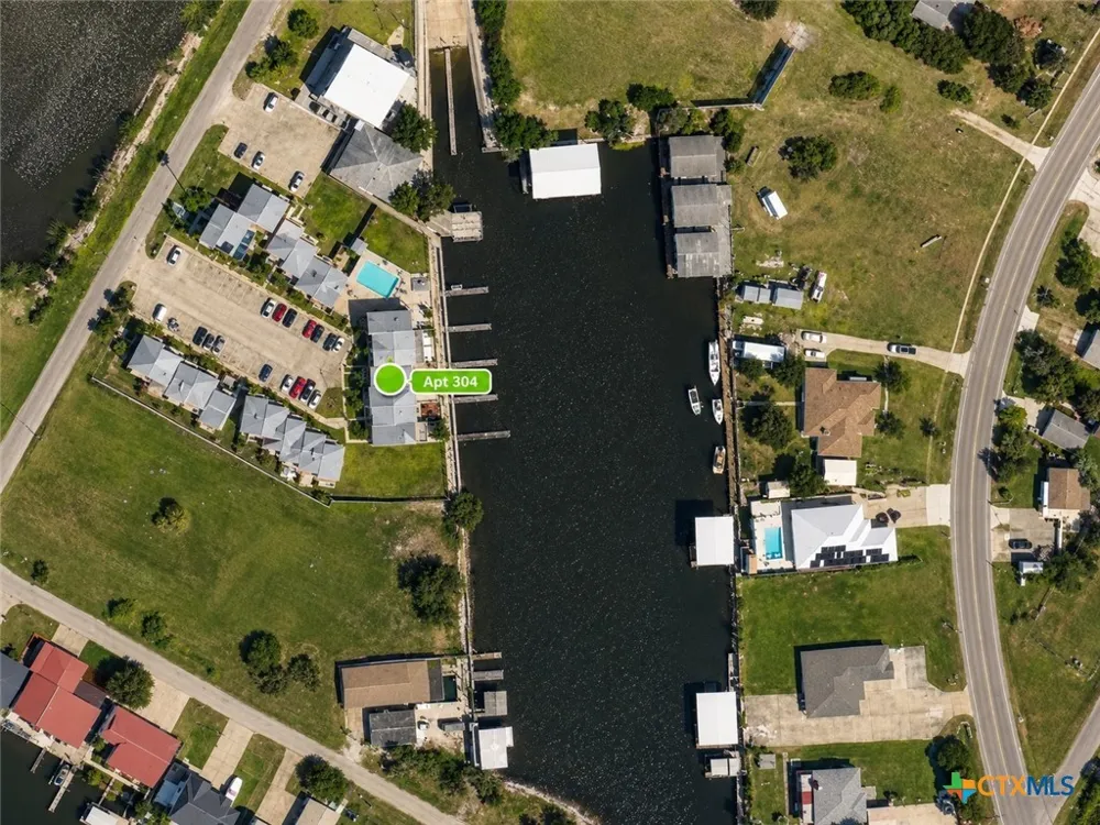 4141 Whiteley Drive #304 Corpus Christi, TX 78418