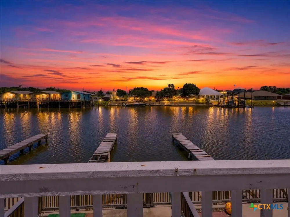 4141 Whiteley Drive #304 Corpus Christi, TX 78418