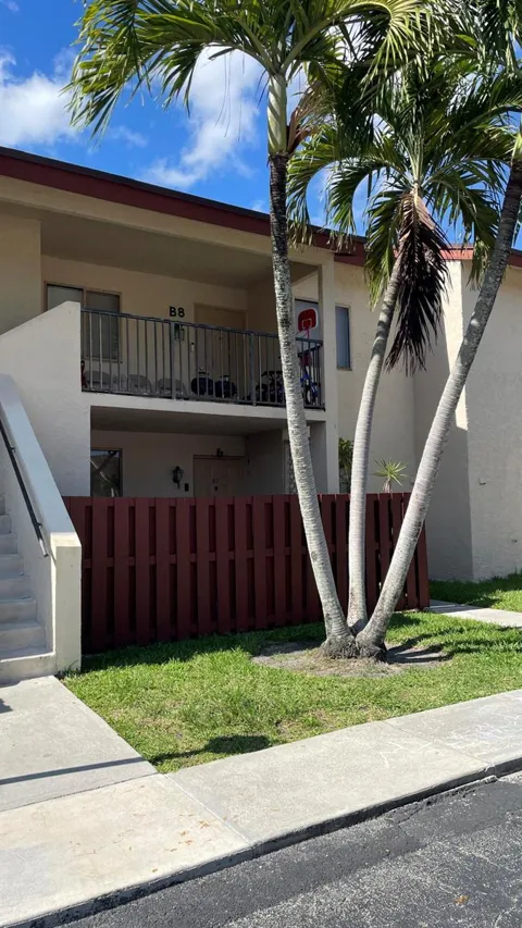 7911 Southgate Boulevard #B2