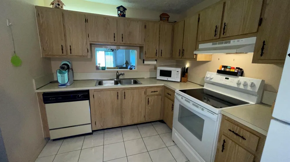7911 Southgate Boulevard #B2 North Lauderdale, FL 33068