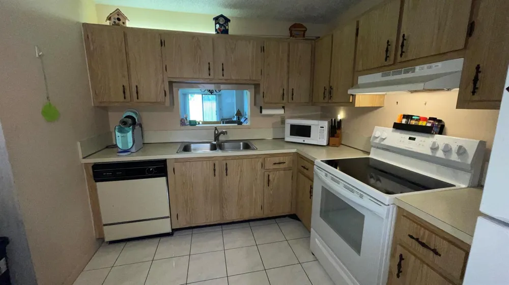 7911 Southgate Boulevard #B2 North Lauderdale, FL 33068