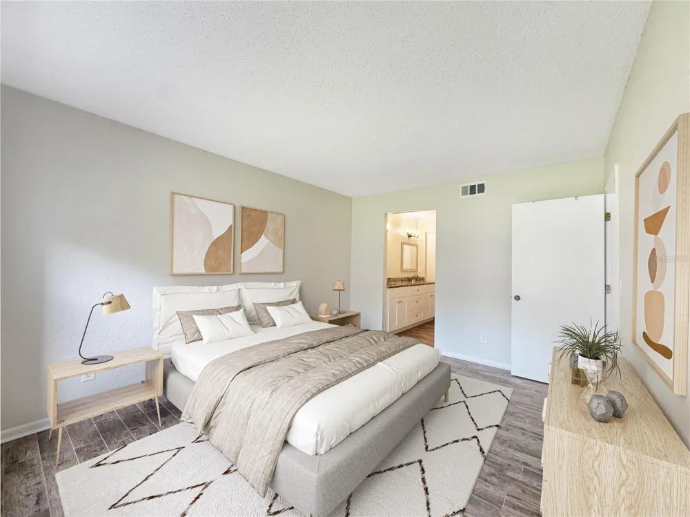 484 SANTA CRUZ PLACE NE #D St Petersburg, FL 33703