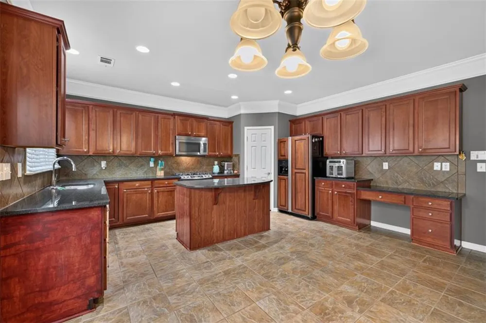 581 Kyle Trace Court Sugar Hill, GA 30518