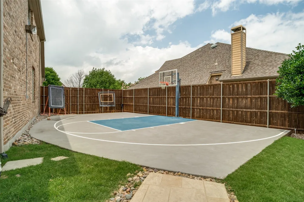 1225 Lambeth Lane Lewisville, TX 75056