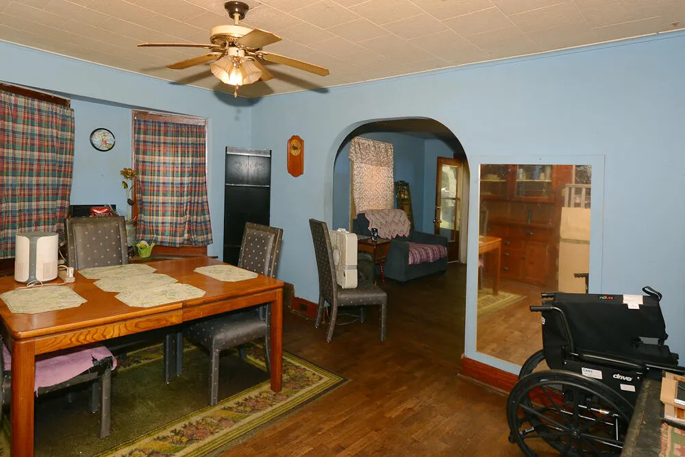 212 Brown Street Paw Paw, MI 49079