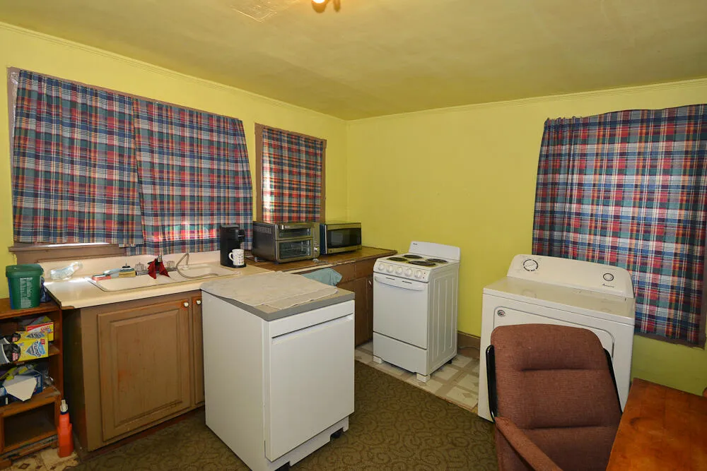 212 Brown Street Paw Paw, MI 49079