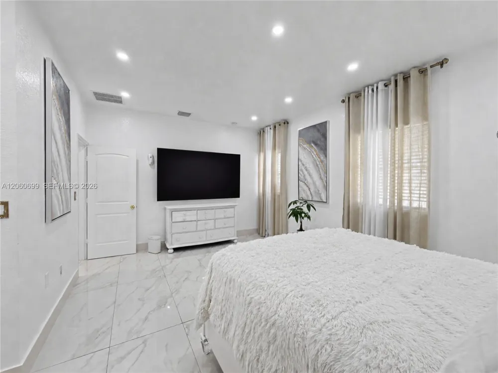 23010 SW 114th Path Miami, FL 33170