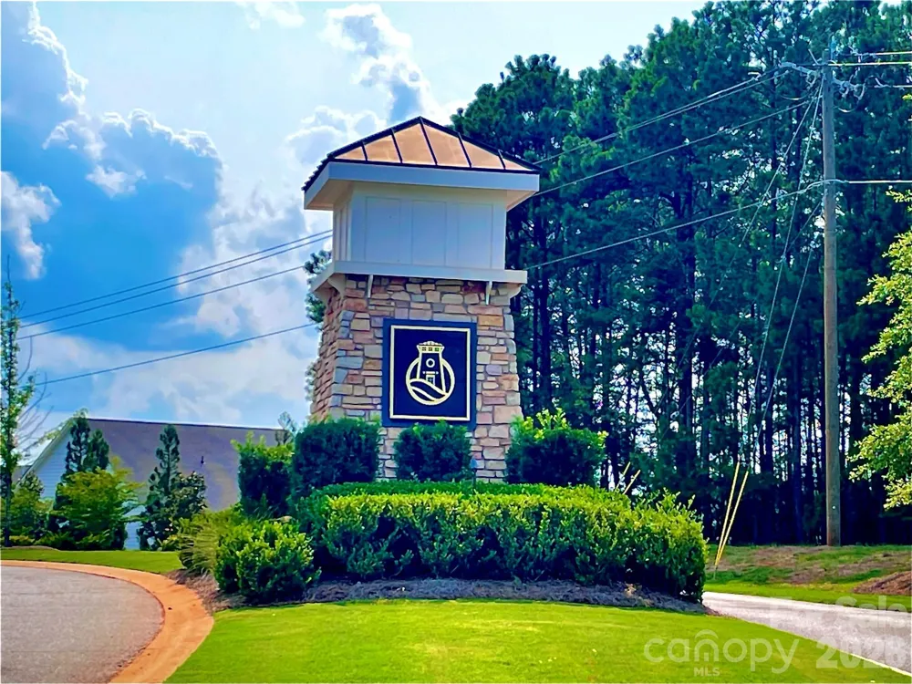 10288 Lakeshore Drive #150 Lancaster, SC 29720