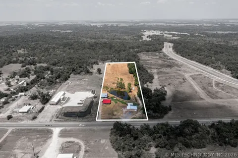1722 Highway 70 E