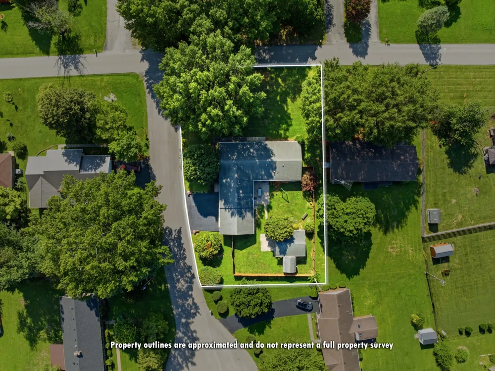 2412 Grider Pond Rd Bowling Green, KY 42104