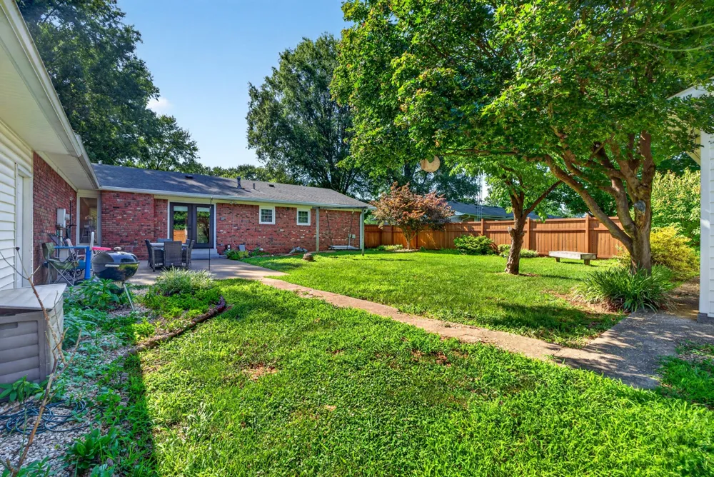 2412 Grider Pond Rd Bowling Green, KY 42104