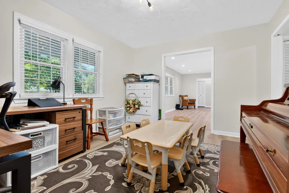 2412 Grider Pond Rd Bowling Green, KY 42104