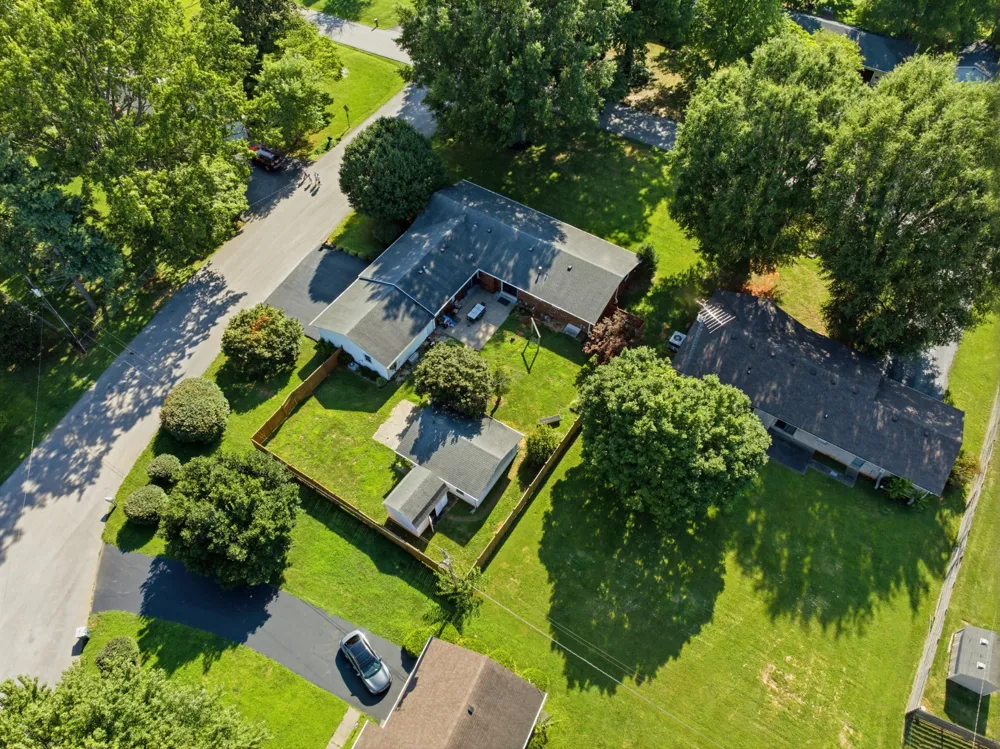 2412 Grider Pond Rd Bowling Green, KY 42104