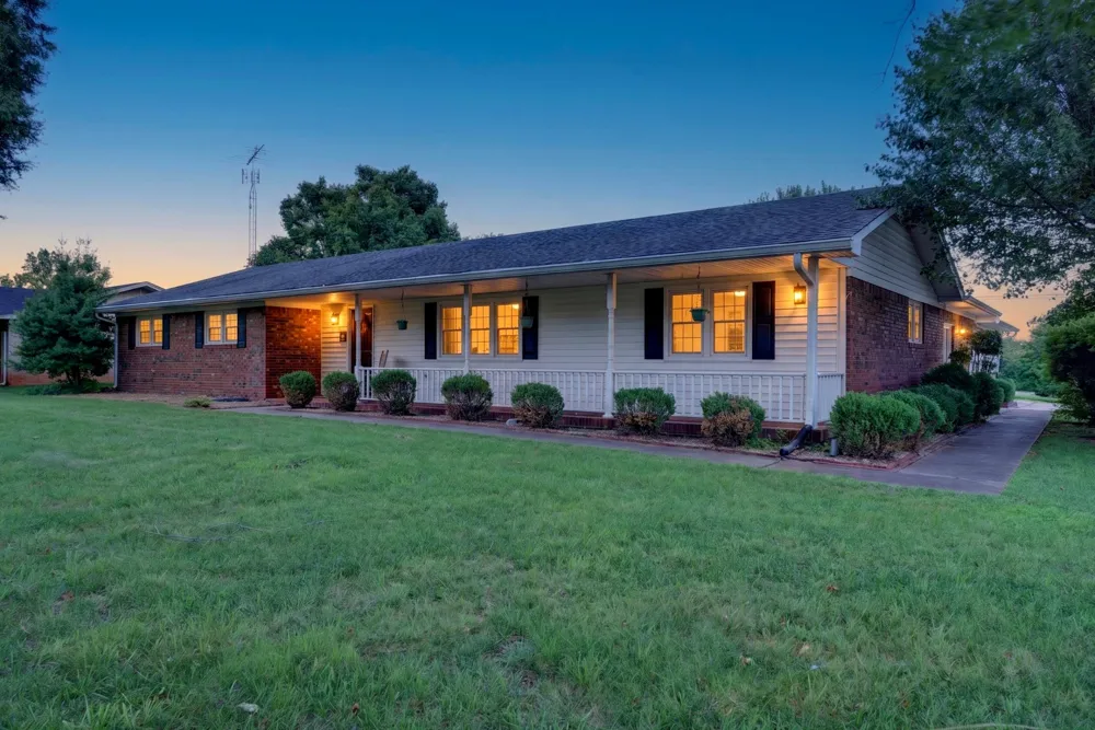 2412 Grider Pond Rd Bowling Green, KY 42104