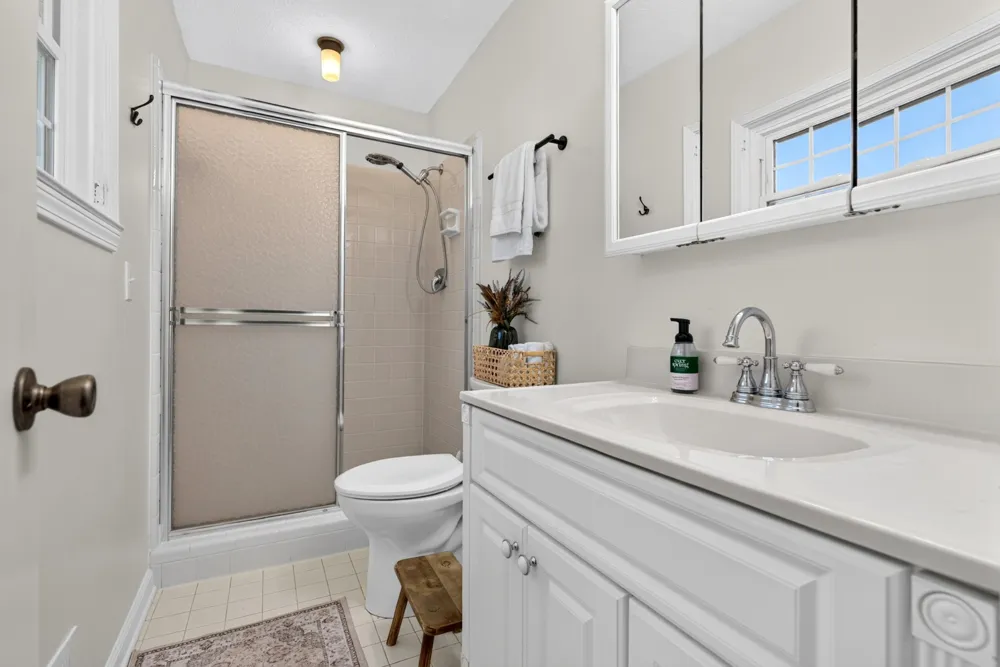 2412 Grider Pond Rd Bowling Green, KY 42104
