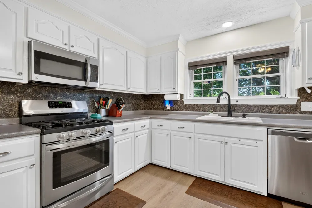 2412 Grider Pond Rd Bowling Green, KY 42104