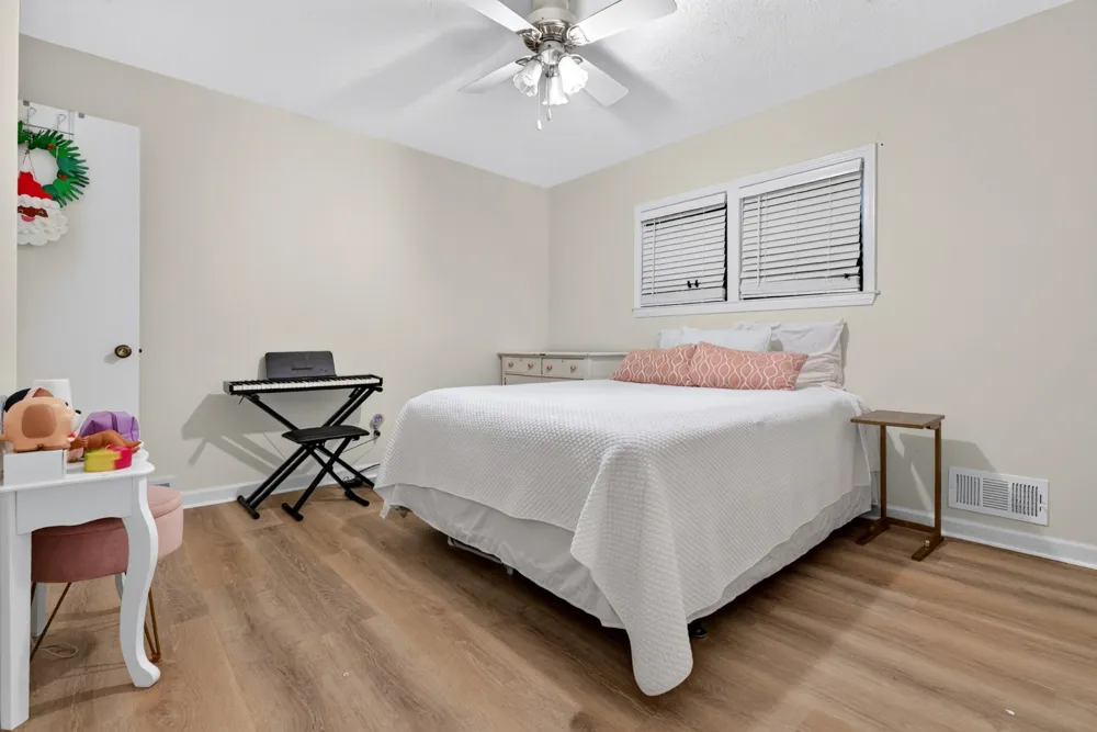 2412 Grider Pond Rd Bowling Green, KY 42104