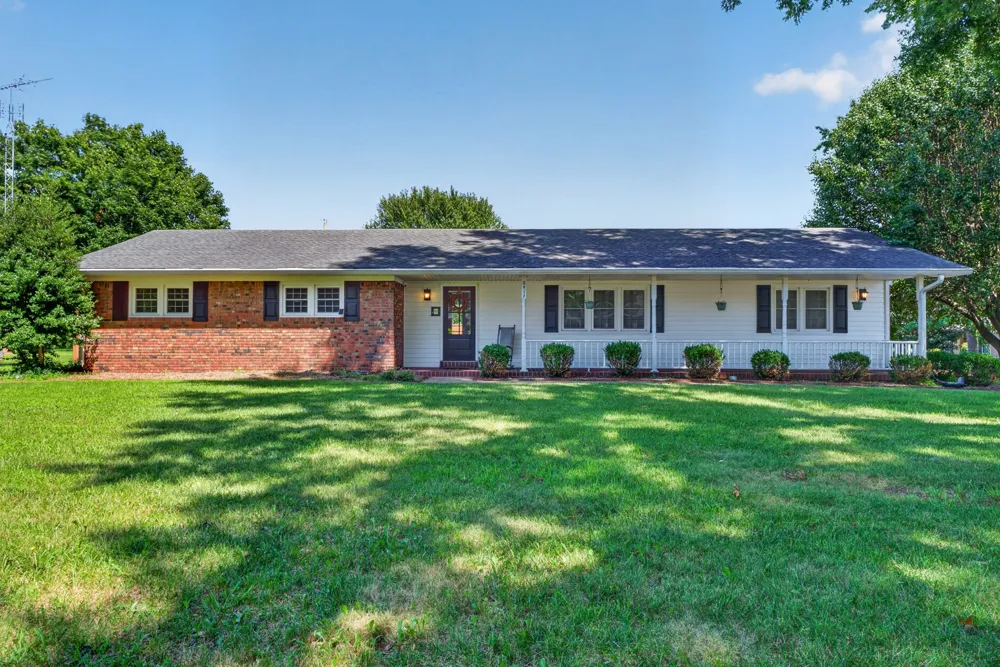 2412 Grider Pond Rd Bowling Green, KY 42104