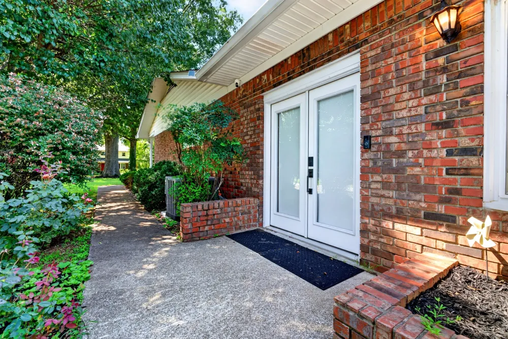 2412 Grider Pond Rd Bowling Green, KY 42104