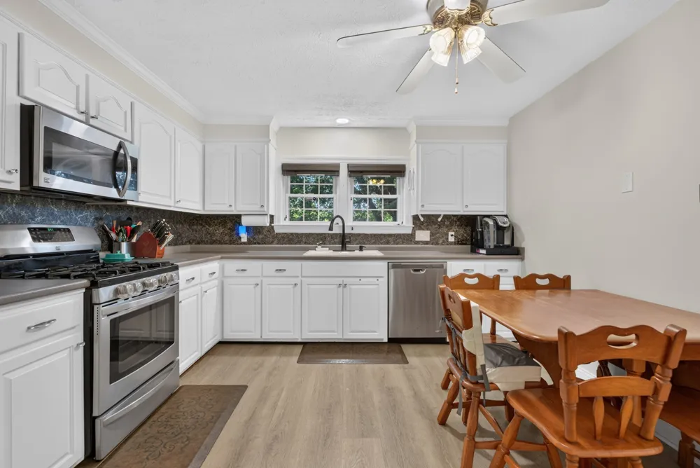 2412 Grider Pond Rd Bowling Green, KY 42104
