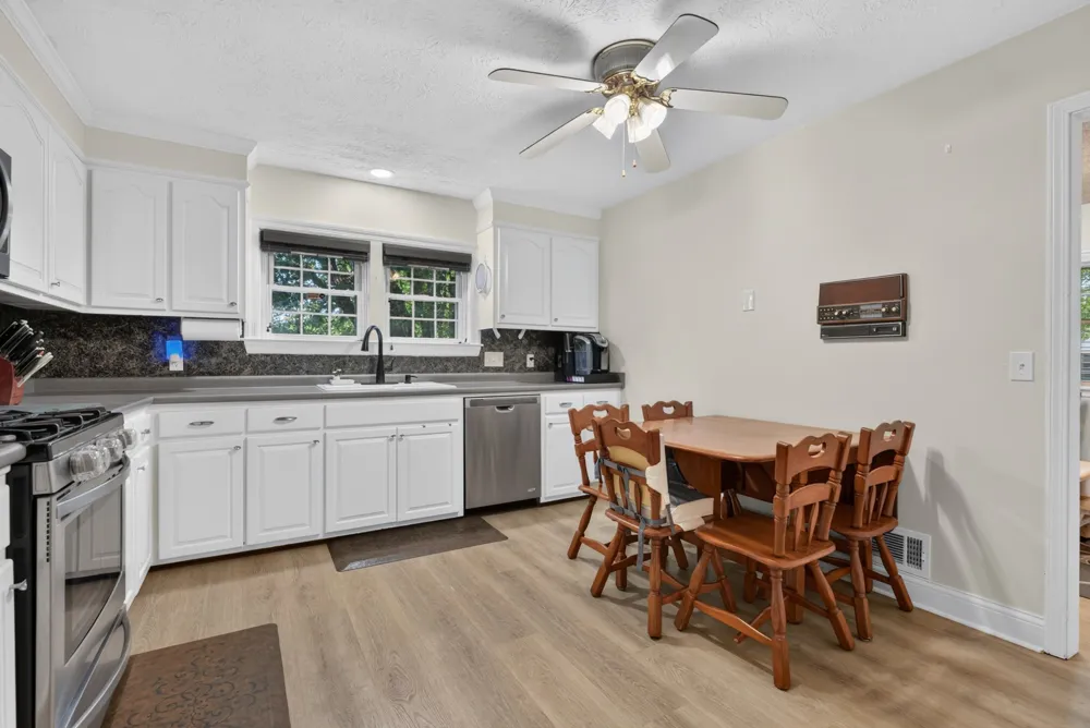 2412 Grider Pond Rd Bowling Green, KY 42104