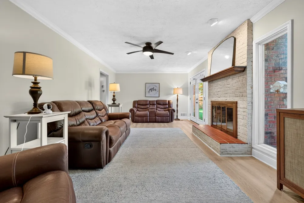 2412 Grider Pond Rd Bowling Green, KY 42104