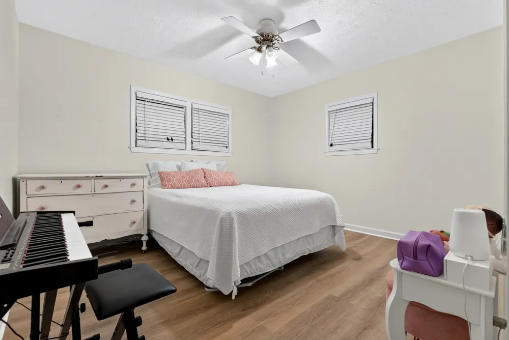 2412 Grider Pond Rd Bowling Green, KY 42104