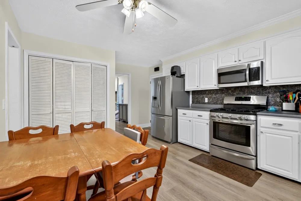 2412 Grider Pond Rd Bowling Green, KY 42104