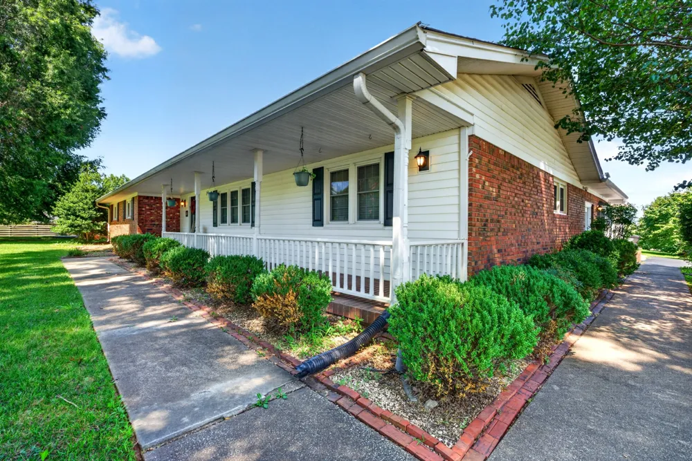 2412 Grider Pond Rd Bowling Green, KY 42104