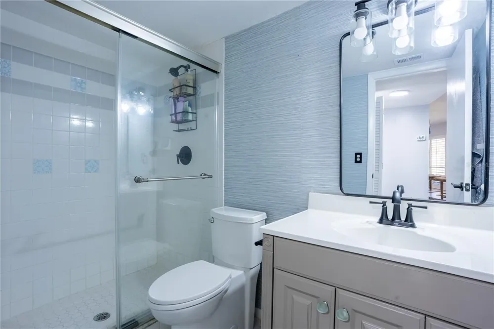 1005 S BAYSHORE BOULEVARD #102 Safety Harbor, FL 34695