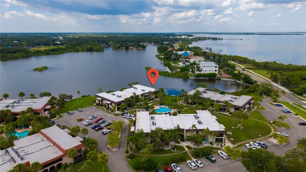 1005 S BAYSHORE BOULEVARD #102 Safety Harbor, FL 34695