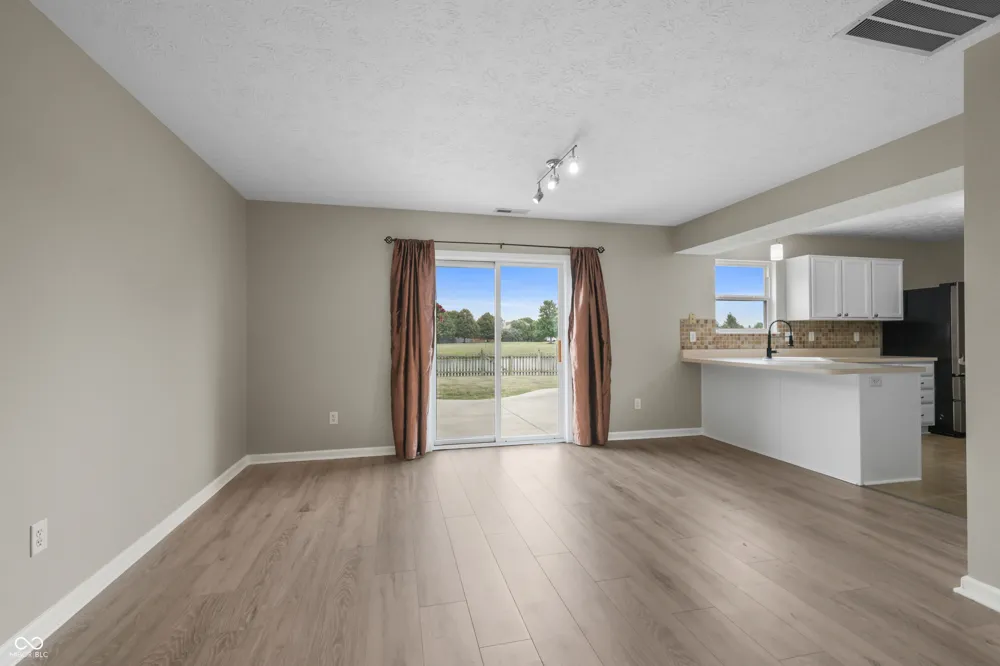 2917 Limber Pine Drive Whiteland, IN 46184