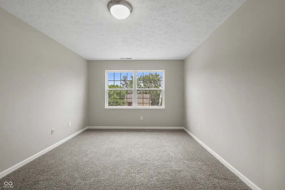 2917 Limber Pine Drive Whiteland, IN 46184