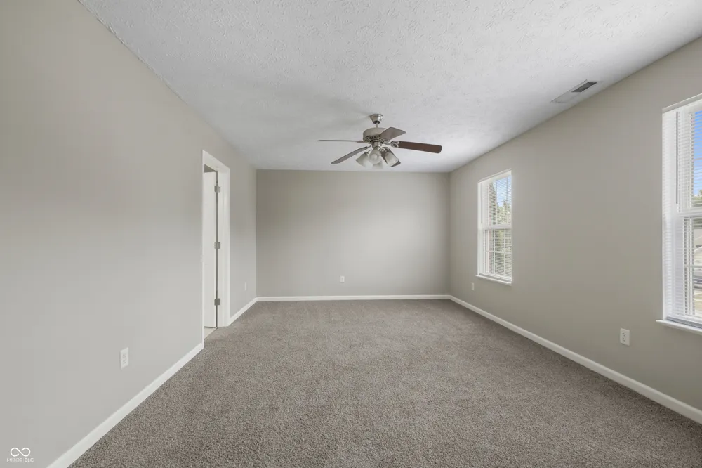 2917 Limber Pine Drive Whiteland, IN 46184