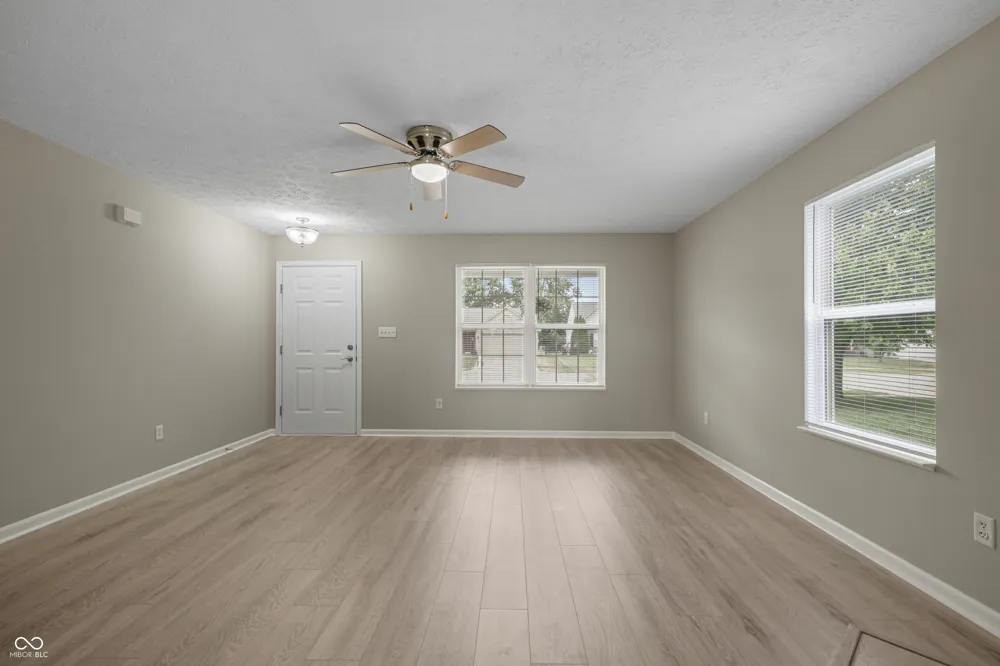 2917 Limber Pine Drive Whiteland, IN 46184
