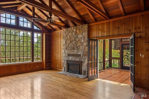 7850 Sonoma Mountain Road
