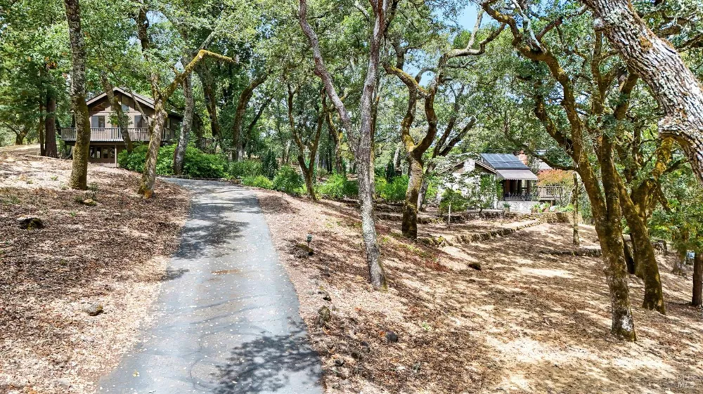 7850 Sonoma Mountain Road Glen Ellen, CA 95442
