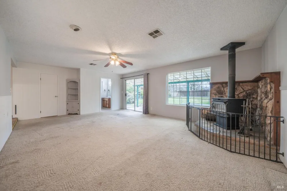 3586 E Keswick Dam Road Redding, CA 96003