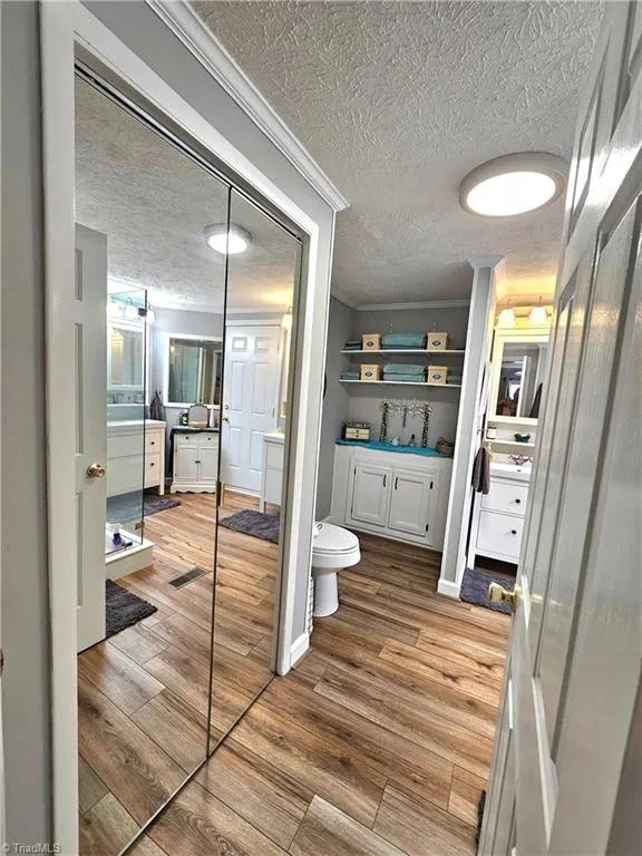 734 Pinehaven Drive New London, NC 28127