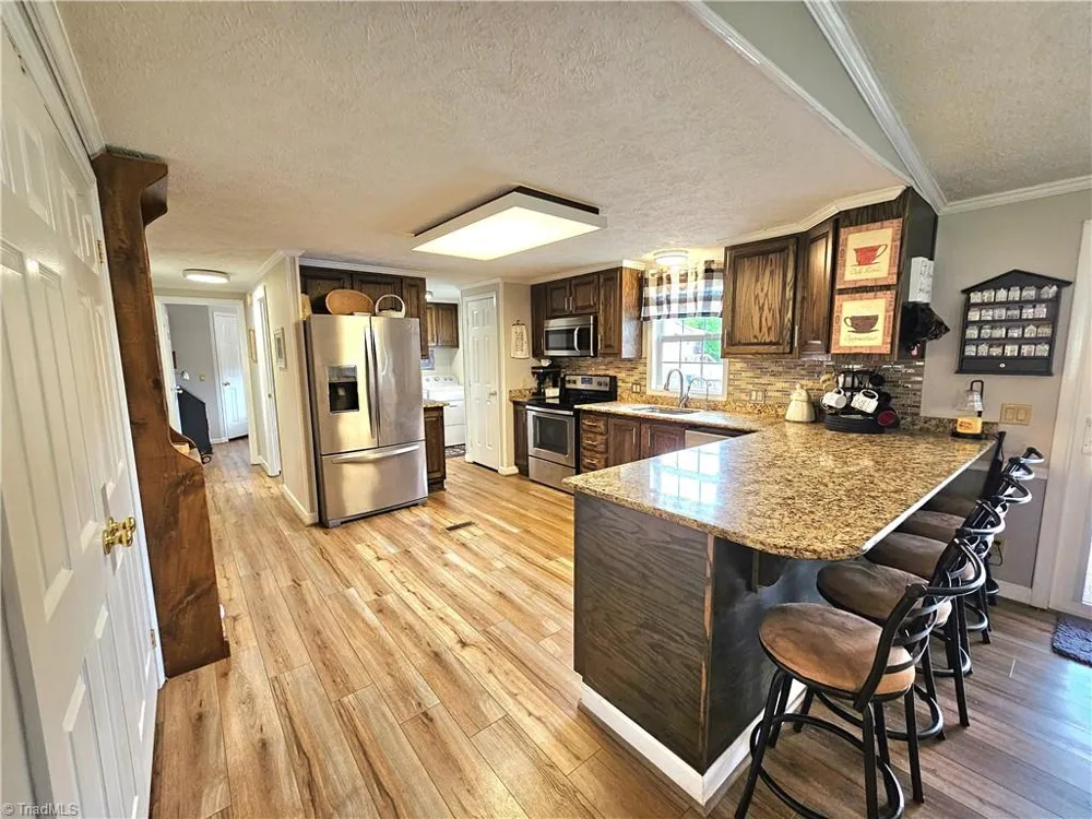 734 Pinehaven Drive New London, NC 28127