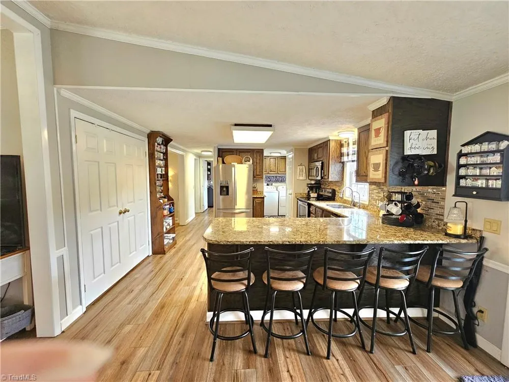 734 Pinehaven Drive New London, NC 28127