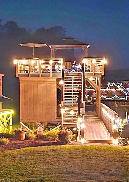 734 Pinehaven Drive New London, NC 28127