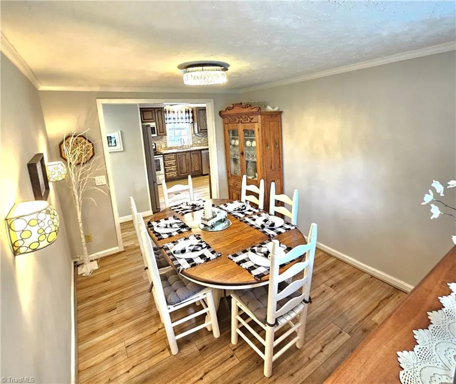 734 Pinehaven Drive New London, NC 28127