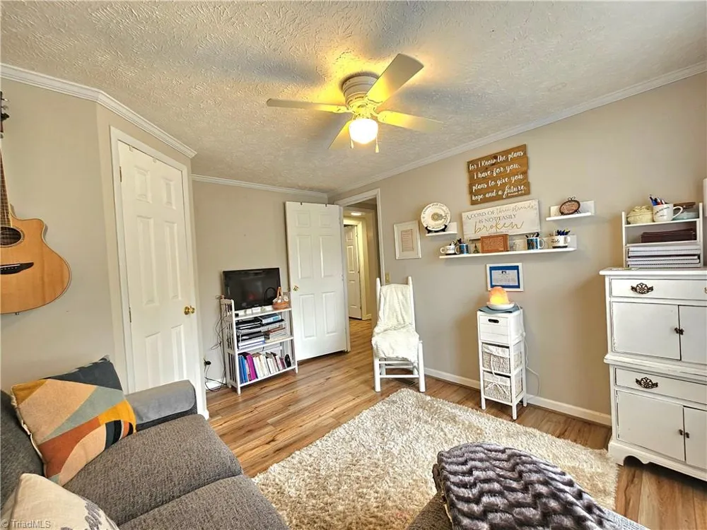 734 Pinehaven Drive New London, NC 28127